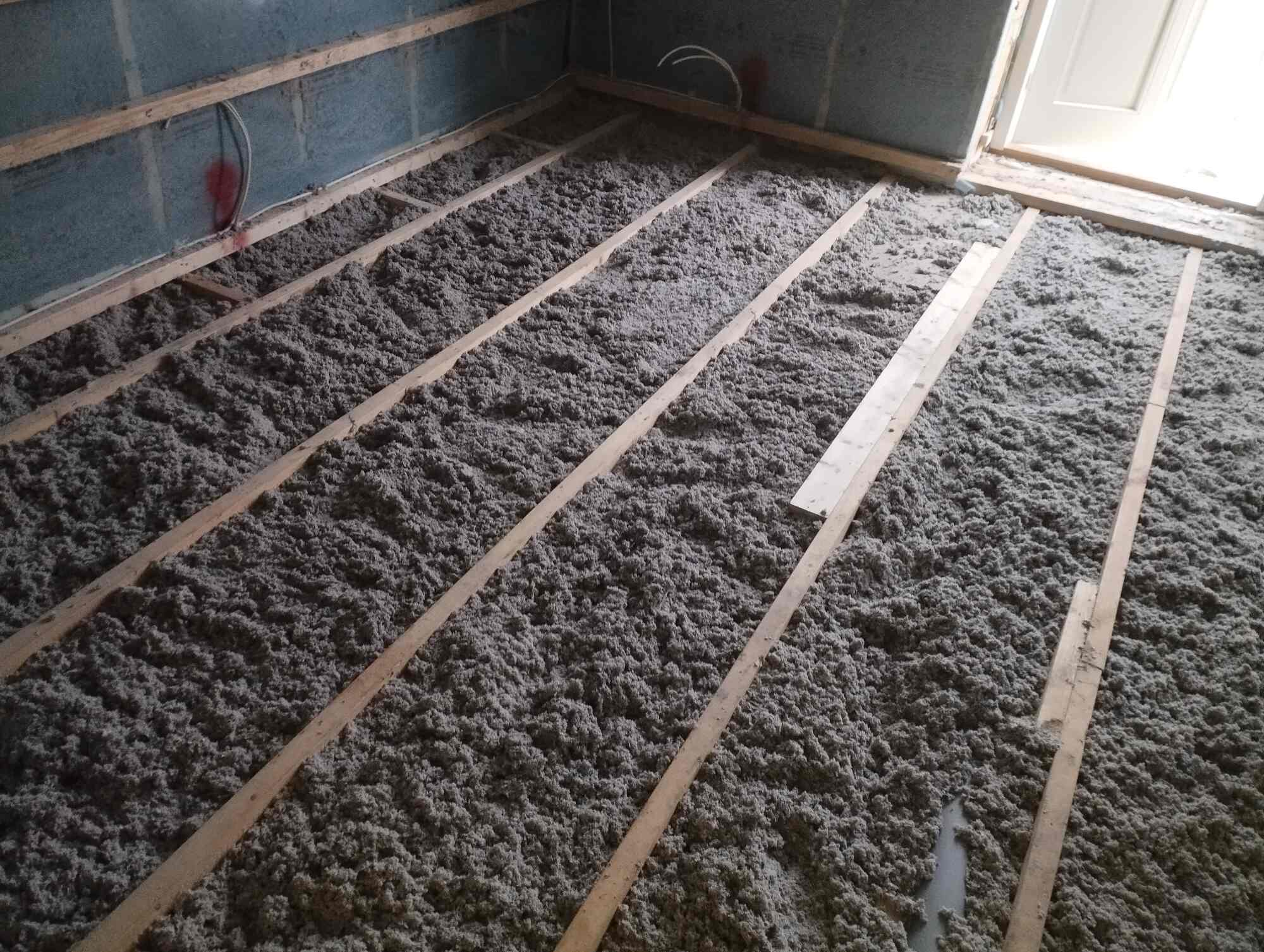 Pööningu soojustamine puistevillaga